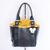 Petit cuir noir
